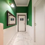 Centrale's Nest - Elegant Close To Station *