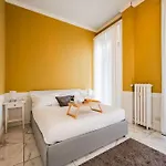 Centrale's Nest - Elegant Close To Station Appartement