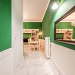 Centrale's Nest - Elegant Close To Station Milan